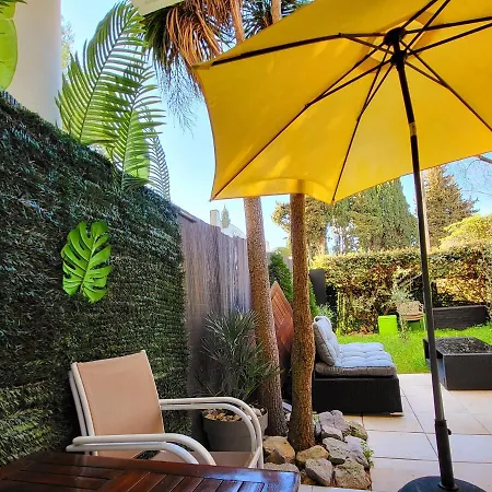 Evasion A Deux, Domaine Prestigieux, Jacuzzi Et Parking Prives, Piscine Apartment *