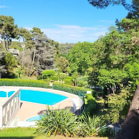 Evasion A Deux, Domaine Prestigieux, Jacuzzi Et Parking Prives, Piscine * Cannes
